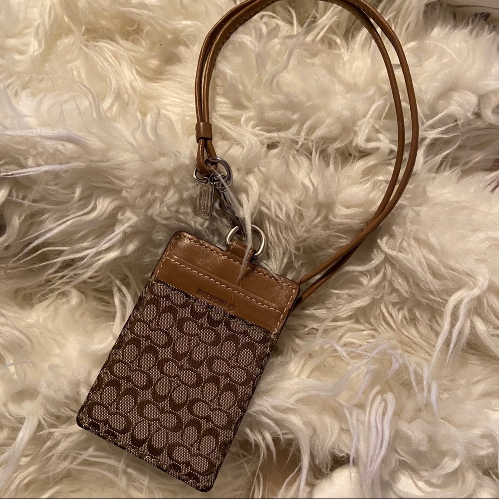 Excellent condition Coach card case lanyard